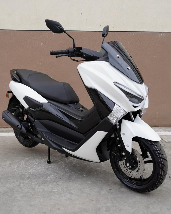 MAXI SCOOTER 50cc